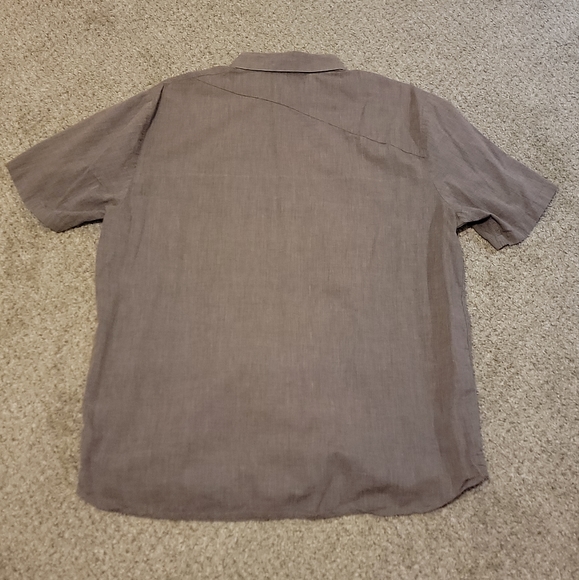 Set of 2 Volcom Short Sleeve Button Up Shirt Solid Men's - Picture 7 of 7